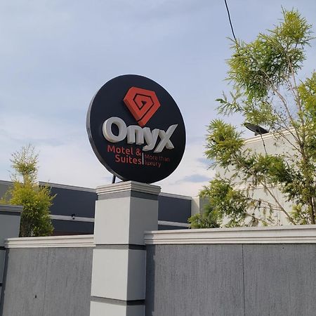 Onyx Motel And Suites Mbarara Экстерьер фото